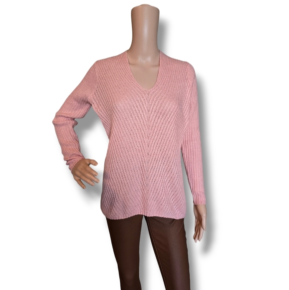 STREETWEAR SOCIETY Women's Mauve Ribbed V-neck Sweater - Picture 5 of 16